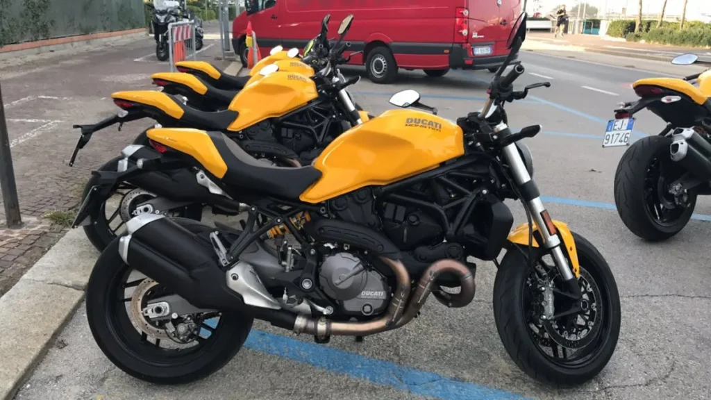 Ducati Monster 821